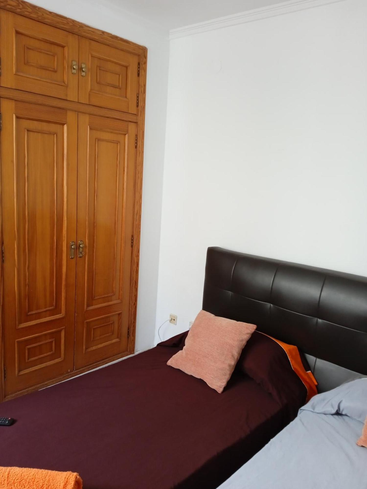 Con 2 Y 3 Camas, Bano, Cocina Y Lavadora Homestay